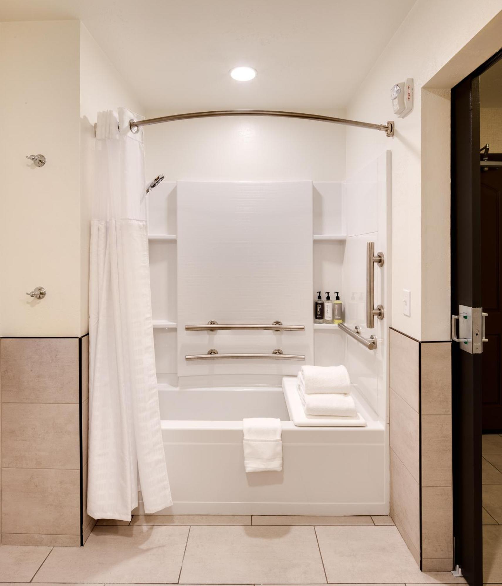 Ayres - Loma Linda Hotel 3*